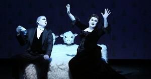 Bertolt-Brecht’in-“Üç-Kuruşluk-Opera”-oyunu-Mayıs-ayında-İstanbul’da