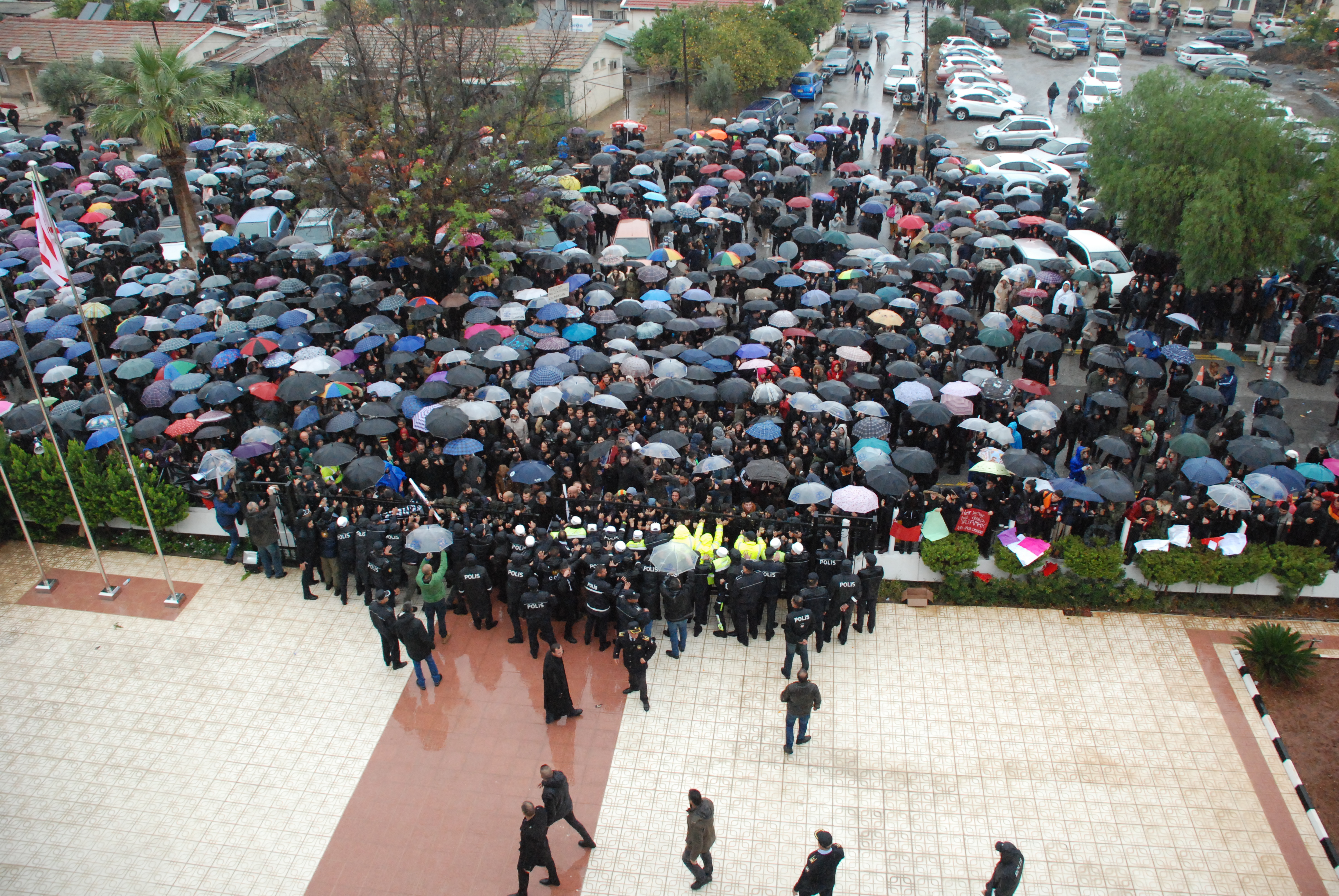 YÜRÜMEK – NAZIM HİKMET